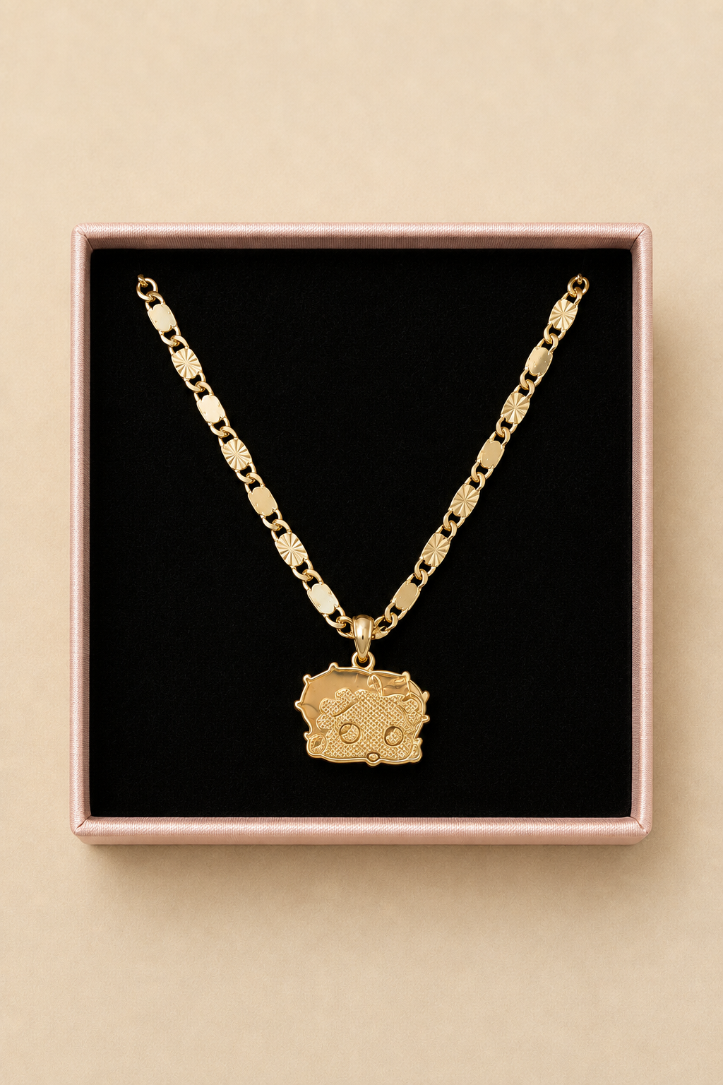 Betty necklace