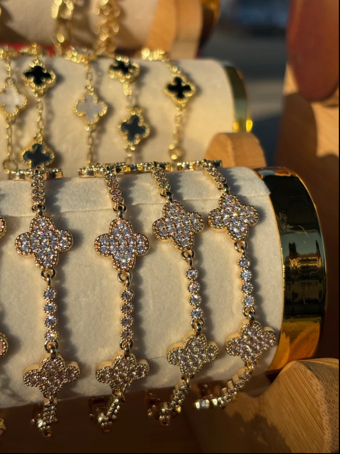 Vc bracelet