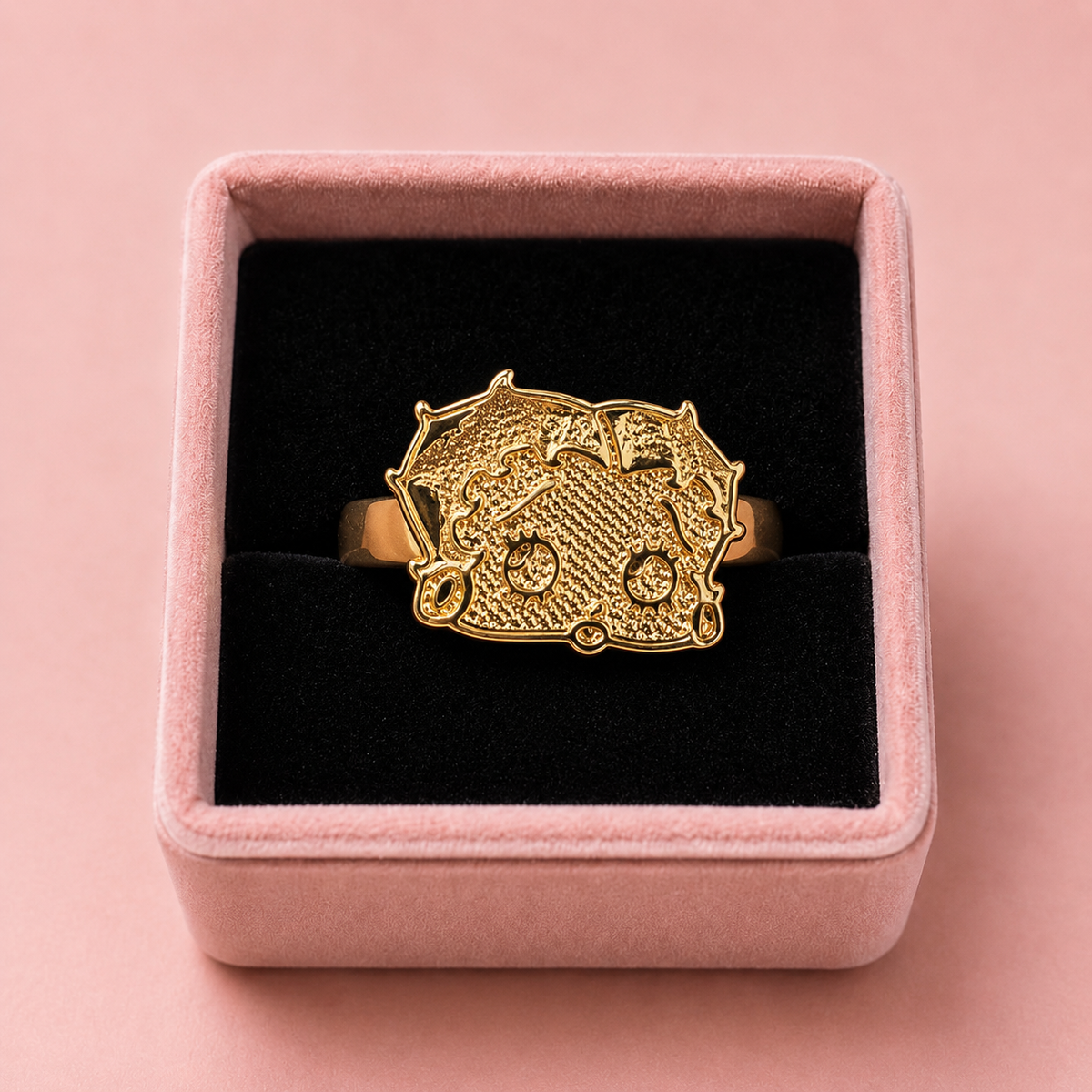 Betty ring